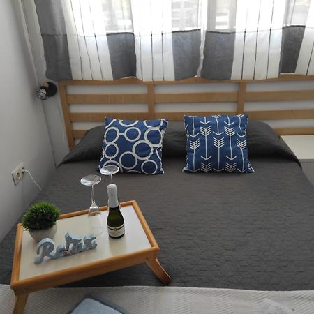 Estudio Reformado Y Centrico Con Piscina Y Wifi Acepta Mascotas Benidorm Eksteriør bilde