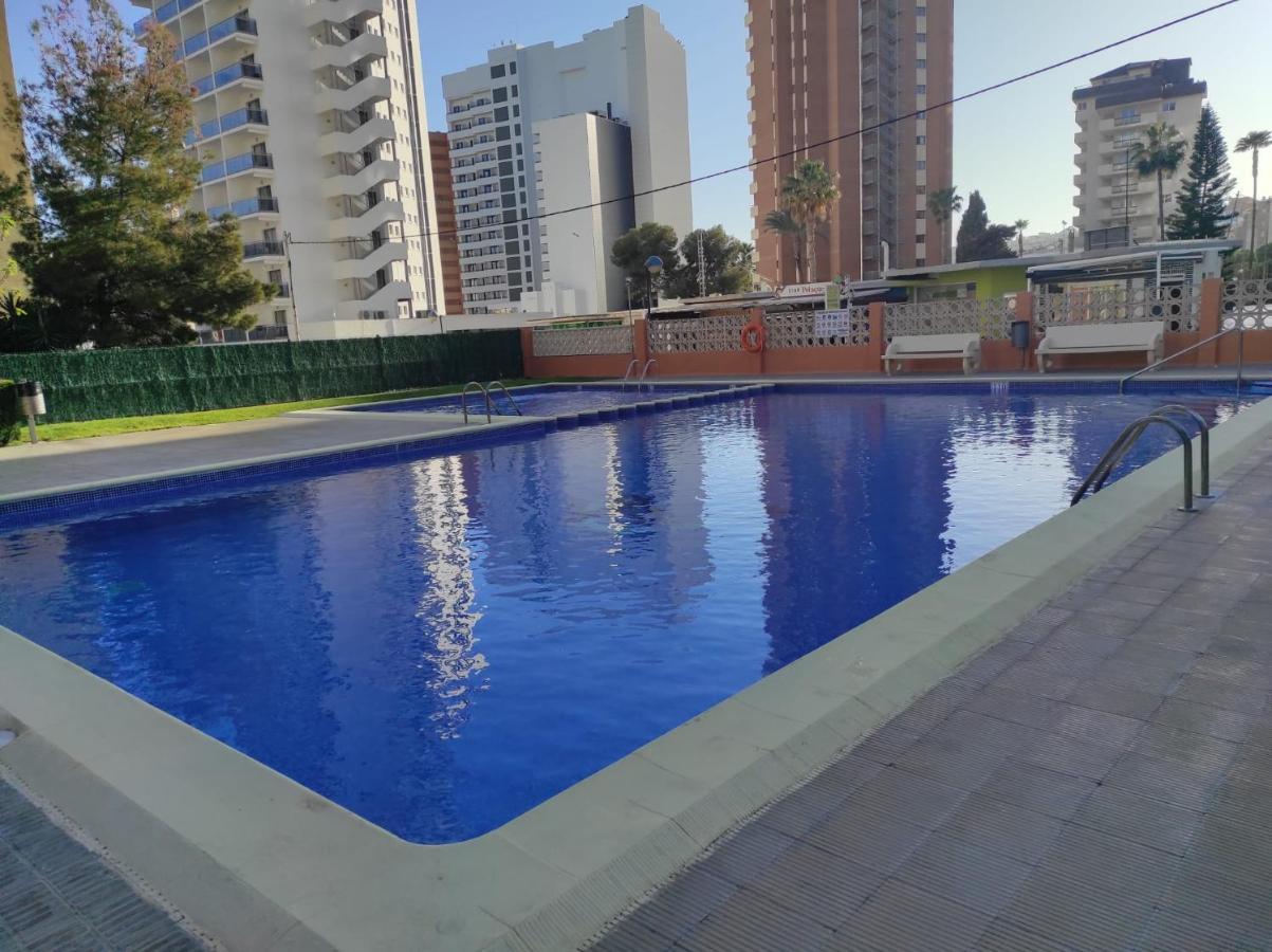 Estudio Reformado Y Centrico Con Piscina Y Wifi Acepta Mascotas Benidorm Eksteriør bilde