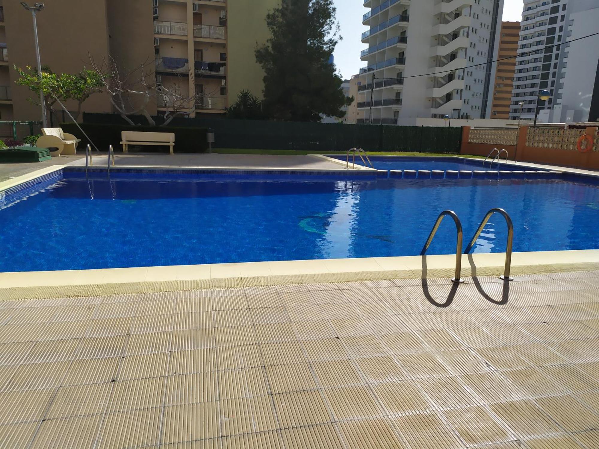 Estudio Reformado Y Centrico Con Piscina Y Wifi Acepta Mascotas Benidorm Eksteriør bilde