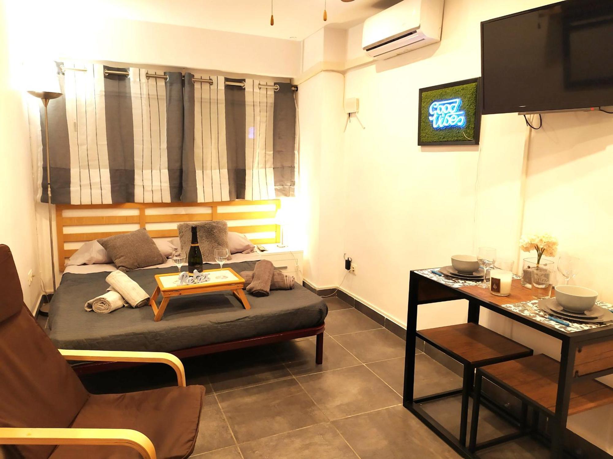 Estudio Reformado Y Centrico Con Piscina Y Wifi Acepta Mascotas Benidorm Eksteriør bilde