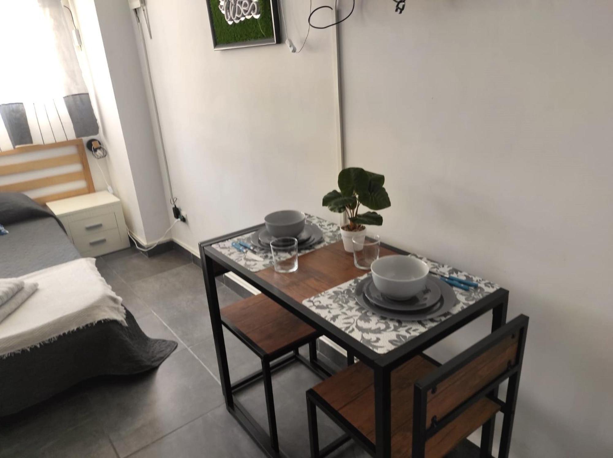 Estudio Reformado Y Centrico Con Piscina Y Wifi Acepta Mascotas Benidorm Eksteriør bilde