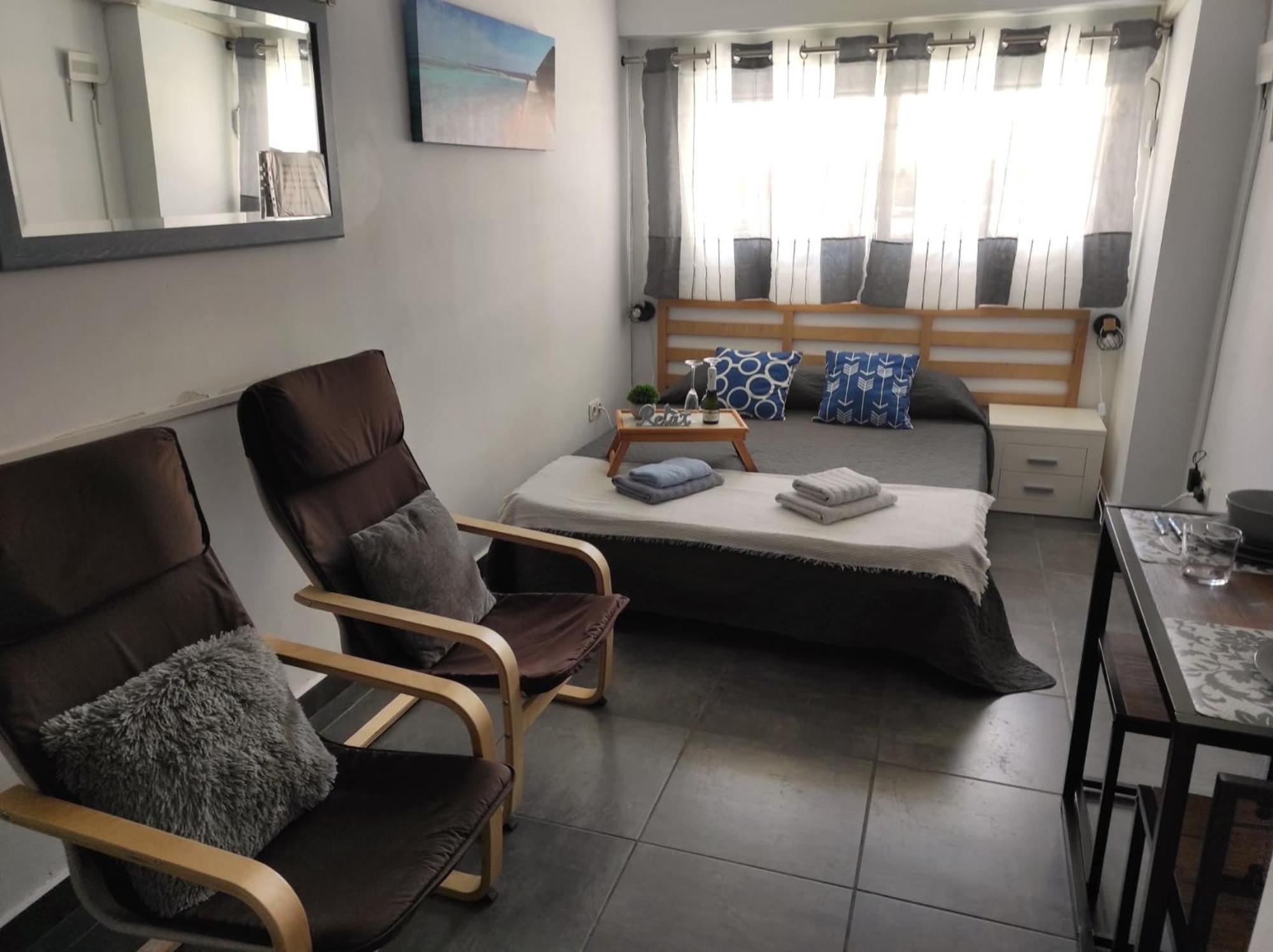 Estudio Reformado Y Centrico Con Piscina Y Wifi Acepta Mascotas Benidorm Eksteriør bilde